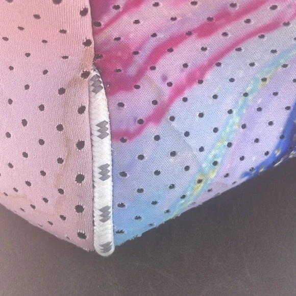 Neoprene, pink and blue title wave beach bag with attached wallet insert - Picture 8 of 9